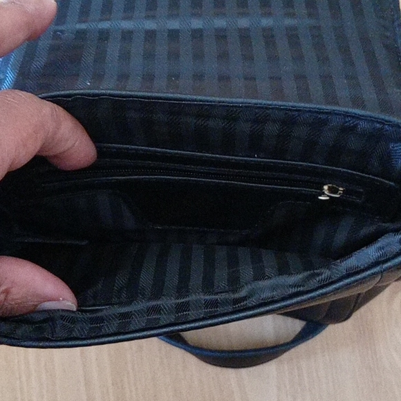 Christian Lacroix Lucie Camera Black bag gold accents New - Picture 5 of 6